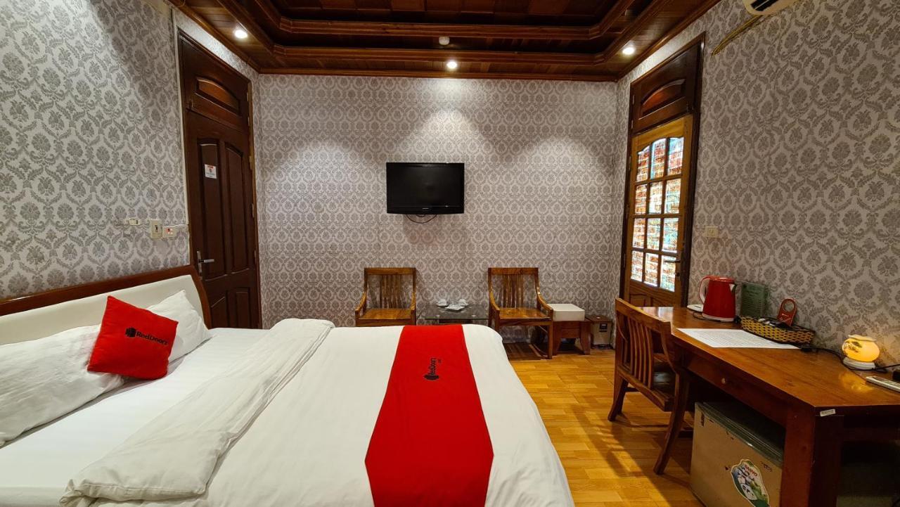 RedDoorz near Lotte Center Hanoi Esterno foto
